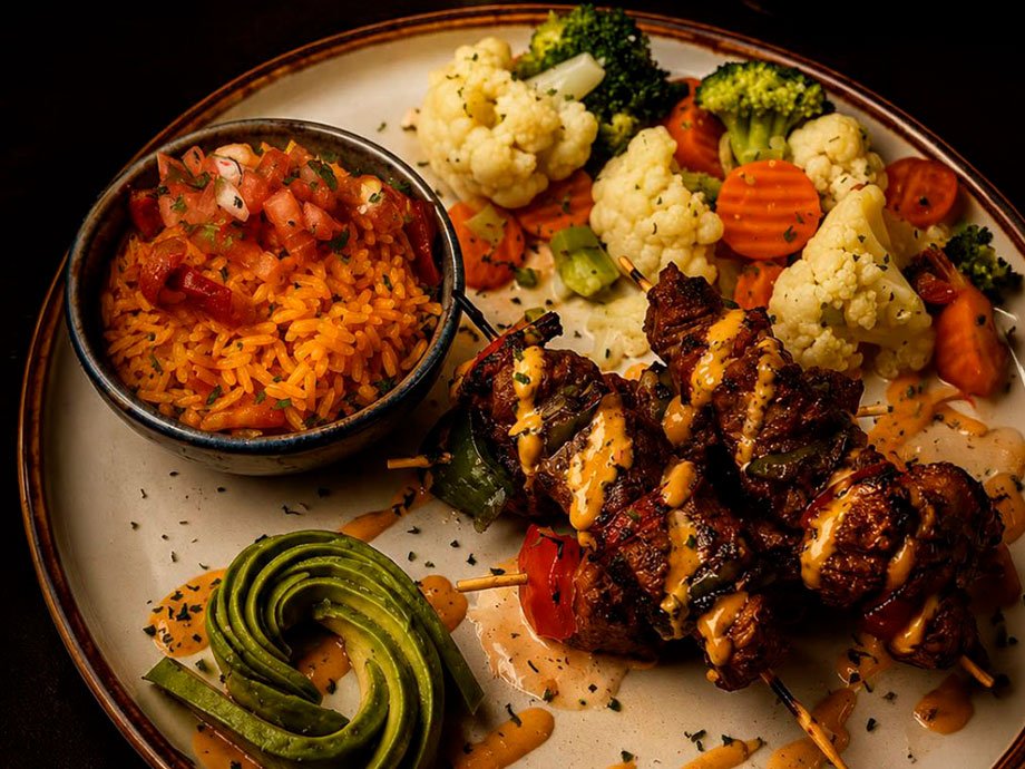 Brochetas al Mezcal